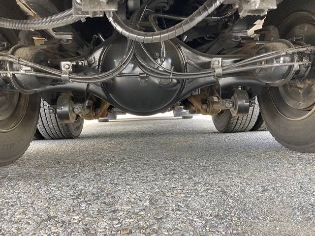 三菱ふそうスーパーグレートセルフクレーン4段大型（10t）[写真25]