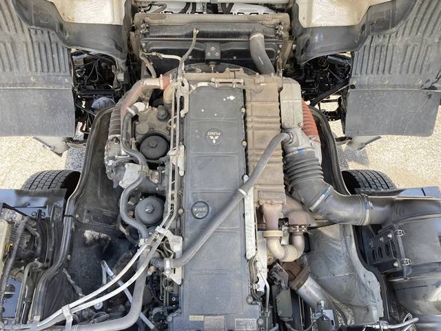 三菱ふそうスーパーグレートセルフクレーン4段大型（10t）[写真26]