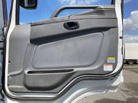 三菱ふそうスーパーグレートセルフクレーン4段大型（10t）[写真29]