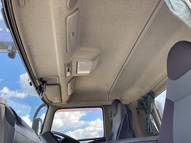 三菱ふそうスーパーグレートセルフクレーン4段大型（10t）[写真31]