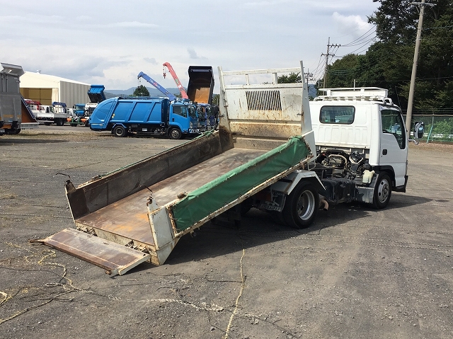 いすゞエルフローダーダンプ小型（2t・3t）[写真02]