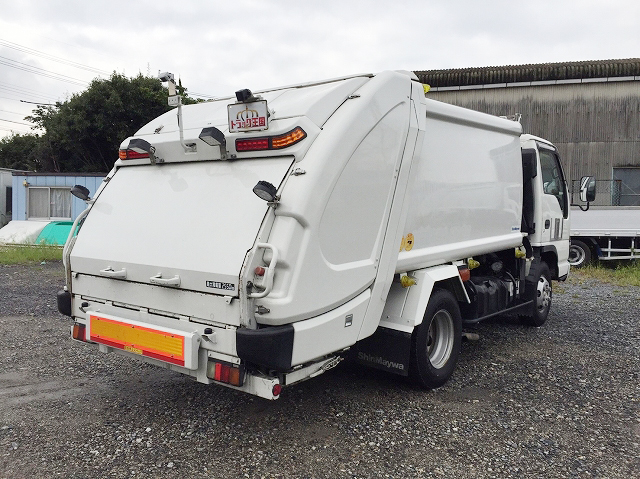 いすゞエルフパッカー車（塵芥車）小型（2t・3t）[写真02]