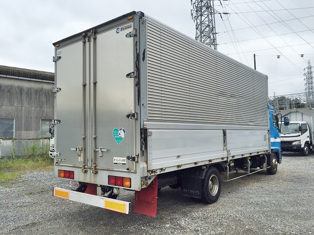 日野レンジャーアルミウイング中型（4t）[写真02]