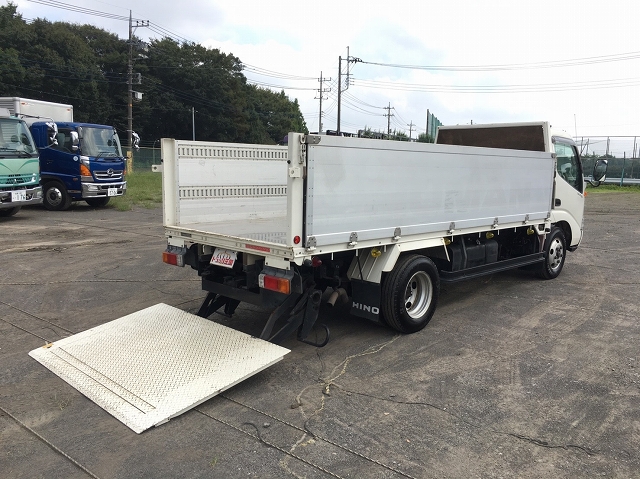 日野デュトロアルミブロック小型（2t・3t）[写真02]