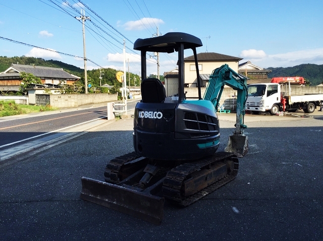 コベルコミニユンボ（ミニバックホー）[写真02]