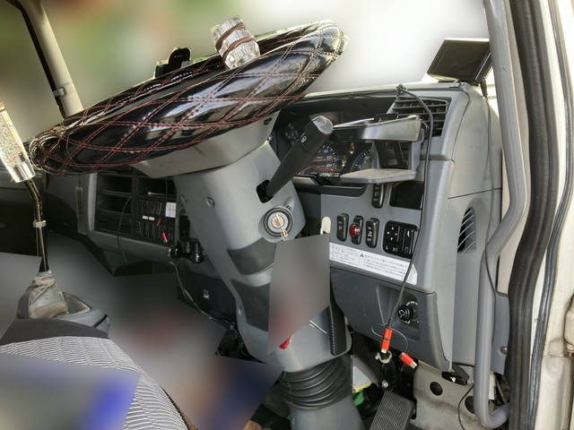 三菱ふそうファイタークレーン4段増トン（6t・8t）[写真29]