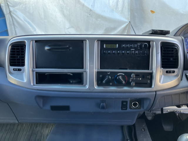 日野レンジャーダンプ中型（4t）[写真34]