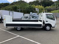 日野デュトロ平ボディ小型（2t・3t）[写真06]