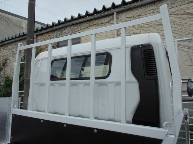 三菱ふそうキャンターアルミブロック小型（2t・3t）[写真11]