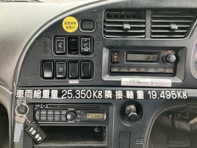 いすゞギガトレーラーヘッド（トラクターヘッド）大型（10t）[写真34]