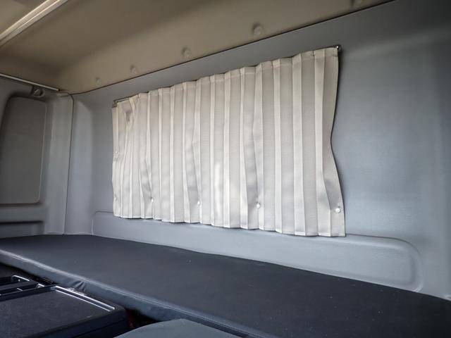 日野レンジャーアルミウイング中型（4t）[写真36]