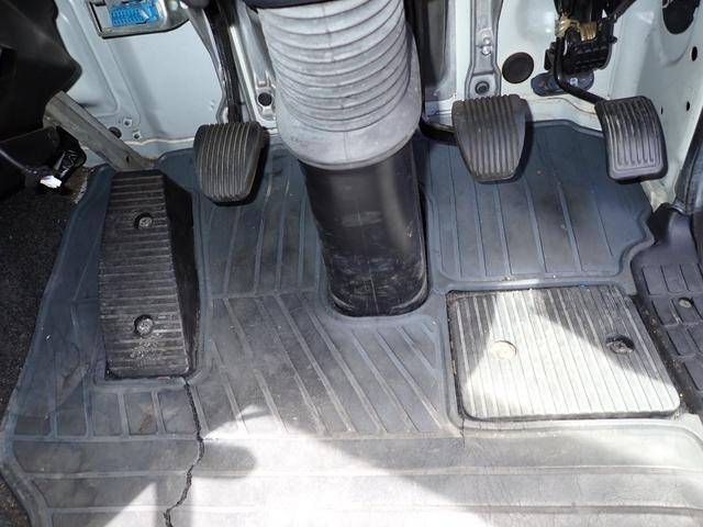 日野レンジャーアルミウイング中型（4t）[写真38]