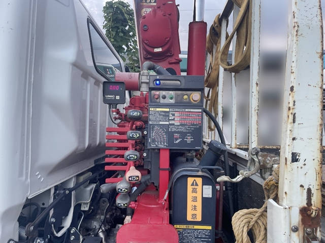 三菱ふそうキャンタークレーン4段小型（2t・3t）[写真04]