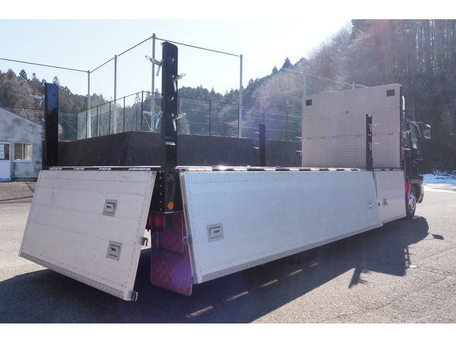 日野レンジャーアルミブロック中型（4t）[写真12]