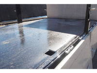 日野レンジャーアルミブロック中型（4t）[写真15]