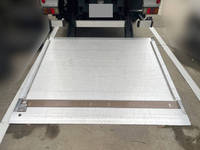 三菱ふそうキャンターアルミバン小型（2t・3t）[写真04]