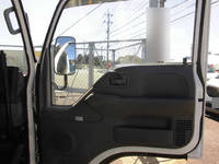 いすゞエルフコンテナ専用車小型（2t・3t）[写真19]