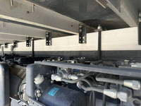 いすゞフォワード冷凍車（冷蔵車）中型（4t）[写真07]