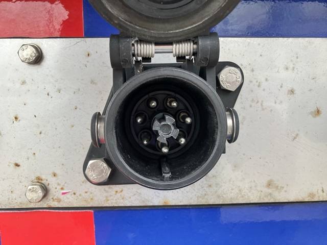 その他のメーカーその他の車種平床式トレーラー大型（10t）[写真11]