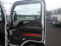 三菱ふそうキャンターアルミブロック小型（2t・3t）[写真23]