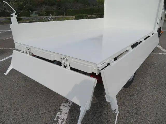 トヨタトヨエースダンプ小型（2t・3t）[写真25]