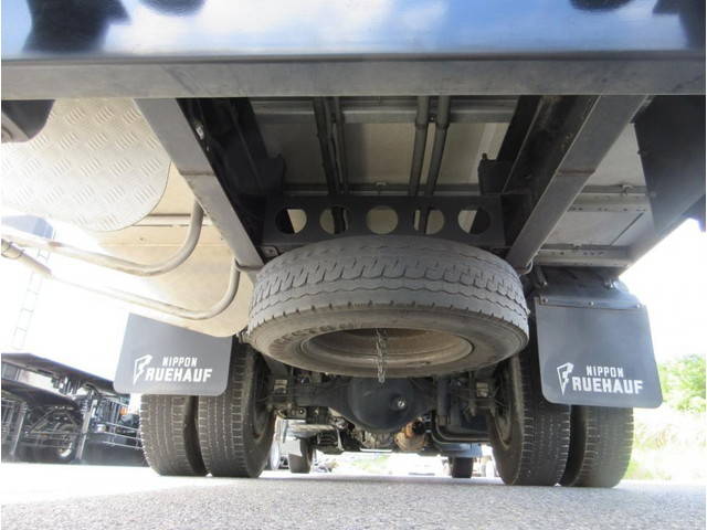 いすゞエルフ冷凍車（冷蔵車）小型（2t・3t）[写真25]