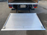 三菱ふそうキャンターアルミバン小型（2t・3t）[写真16]