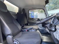 三菱ふそうキャンターアルミバン小型（2t・3t）[写真27]