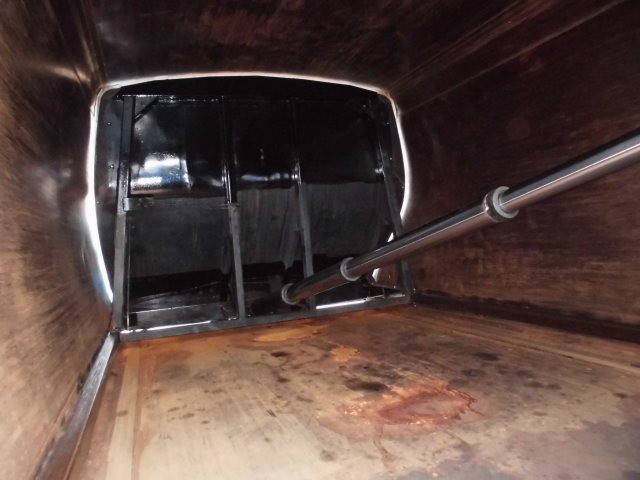 いすゞフォワードパッカー車（塵芥車）増トン（6t・8t）[写真12]