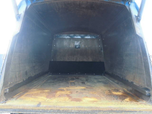 いすゞフォワードパッカー車（塵芥車）増トン（6t・8t）[写真14]