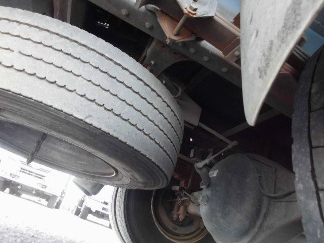 いすゞフォワードパッカー車（塵芥車）増トン（6t・8t）[写真15]