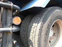 いすゞフォワードパッカー車（塵芥車）増トン（6t・8t）[写真23]