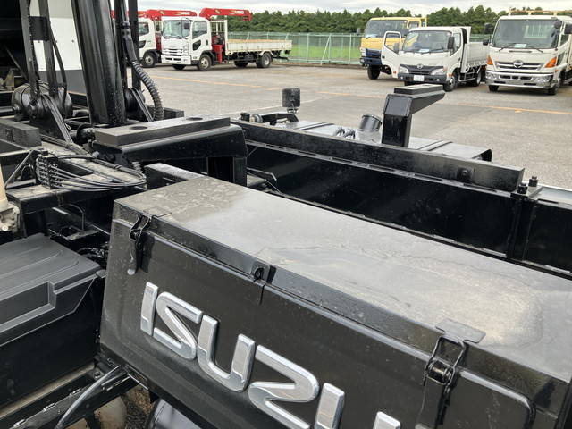 いすゞフォワードダンプ増トン（6t・8t）[写真19]