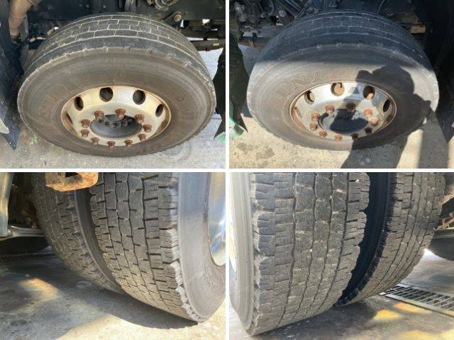 UDトラックスクオントレーラーヘッド（トラクターヘッド）大型（10t）[写真11]