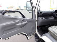 日野デュトロアルミバン小型（2t・3t）[写真27]