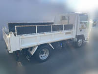 いすゞエルフダンプ小型（2t・3t）[写真02]