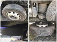 三菱ふそうスーパーグレート平ボディ大型（10t）[写真16]