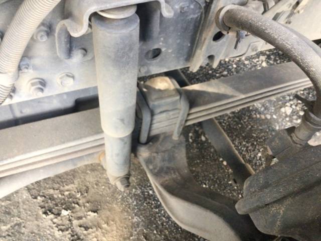 三菱ふそうスーパーグレート平ボディ大型（10t）[写真17]