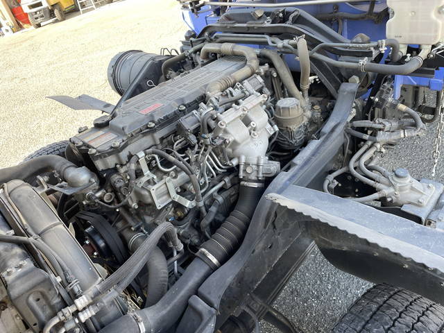 三菱ふそうファイタークレーン5段中型（4t）[写真25]