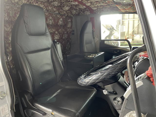 三菱ふそうファイタークレーン5段中型（4t）[写真31]