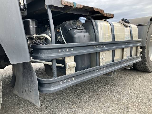 三菱ふそうスーパーグレートトレーラーヘッド（トラクターヘッド）大型（10t）[写真16]