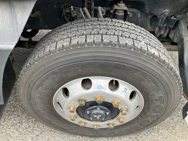 三菱ふそうスーパーグレートトレーラーヘッド（トラクターヘッド）大型（10t）[写真19]