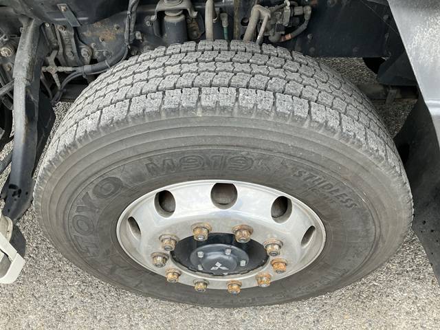 三菱ふそうスーパーグレートトレーラーヘッド（トラクターヘッド）大型（10t）[写真20]