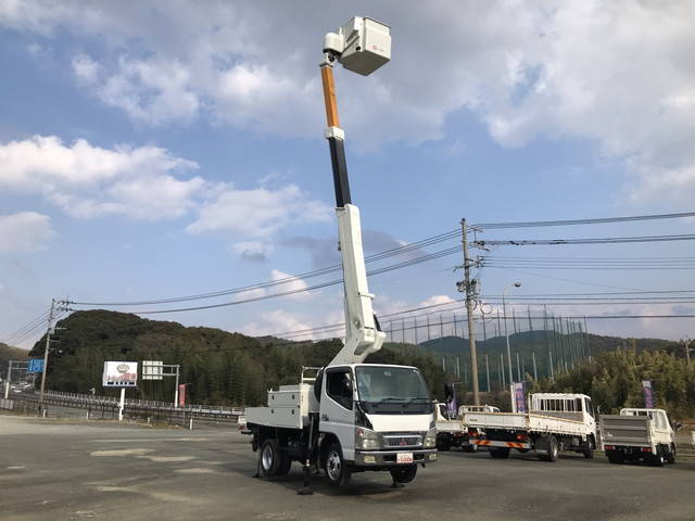 三菱ふそうキャンター高所作業車小型（2t・3t）[写真10]