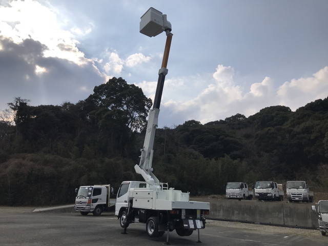 三菱ふそうキャンター高所作業車小型（2t・3t）[写真11]
