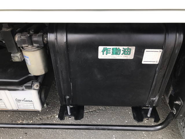 三菱ふそうキャンター高所作業車小型（2t・3t）[写真22]