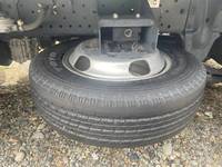 いすゞエルフ平ボディ小型（2t・3t）[写真12]