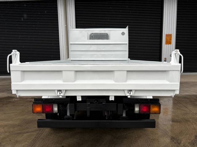 三菱ふそうキャンターダンプ小型（2t・3t）[写真25]