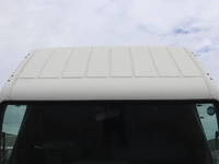 三菱ふそうキャンター平ボディ小型（2t・3t）[写真12]