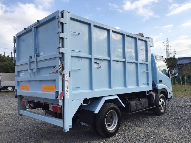 日野デュトロ深ダンプ（土砂禁ダンプ）小型（2t・3t）[写真02]